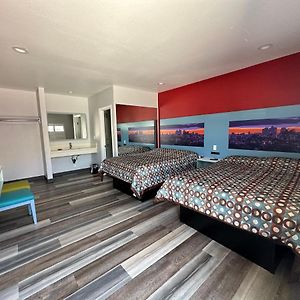 Queen Room Two Queen Beds